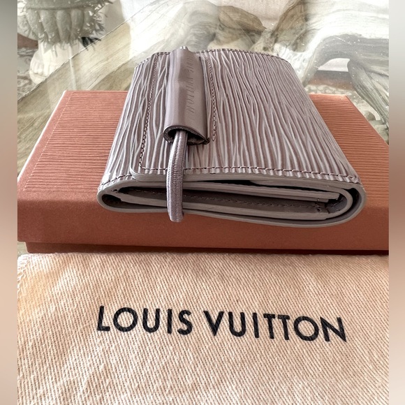 LOUIS VUITTON AUTHENTIC EPI PORTE FEIULLE ELASTIQUE TRIFOLD WALLET - Picture 2 of 12
